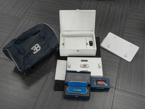 Used 2021 Bugatti Chiron image 45