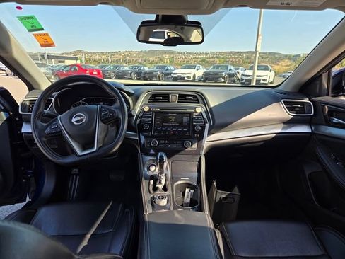 Used 2023 Nissan Maxima SV w/ Floor Mat Group FWD image 14