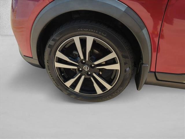 Used 2019 Nissan Kicks SR w/ SR Premium Package FWD image 22