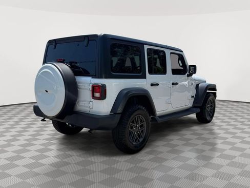 Used 2025 Jeep Wrangler Unlimited Sport AWD/4WD image 10