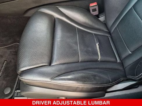 Used 2019 Mercedes-Benz GLC 300 4MATIC image 15