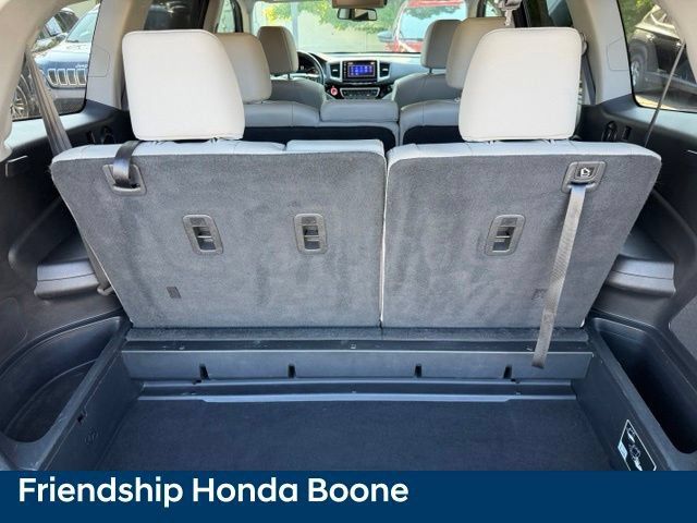 Used 2017 Honda Pilot Touring image 42