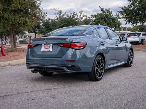 New 2025 Nissan Sentra SR w/ SR Premium Package FWD image 6