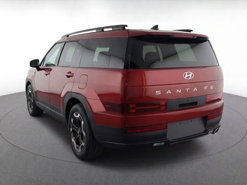 Used 2025 Hyundai Santa Fe SEL FWD image 6