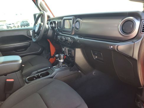 Used 2023 Jeep Gladiator Sport image 16