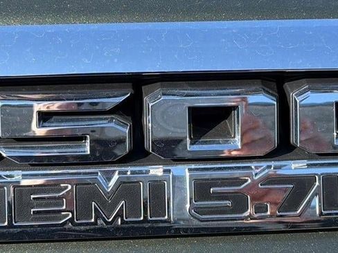 Used 2021 RAM 1500 Big Horn image 4