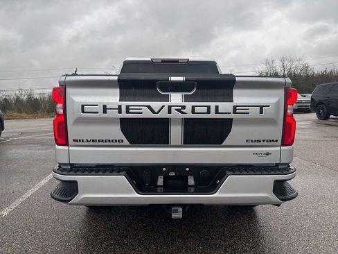 Used 2022 Chevrolet Silverado 1500 Custom w/ Rally Edition AWD/4WD image 10