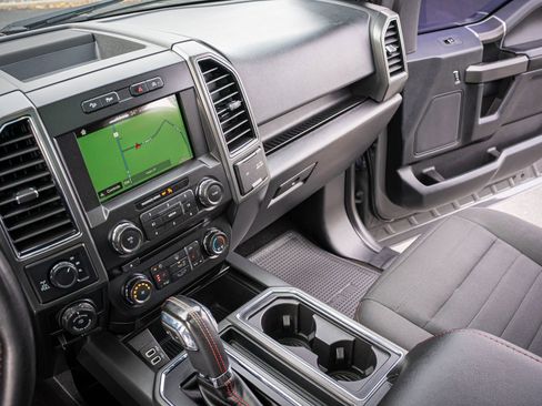 Used 2018 Ford F150 XLT w/ Equipment Group 302A Luxury image 27