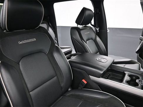 Used 2025 RAM 1500 Laramie image 25