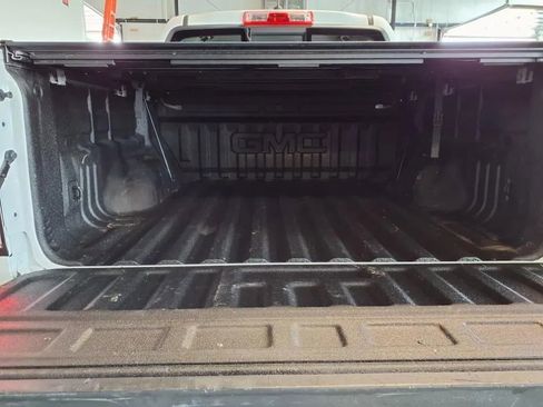 Used 2022 GMC Canyon Elevation w/ Driver Alert Package AWD/4WD image 6
