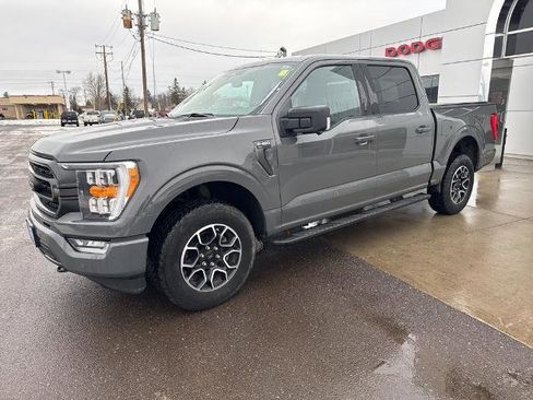 Certified 2021 Ford F150 XLT w/ Equipment Group 302A High image 3