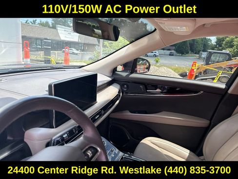 Used 2023 Lincoln Nautilus Reserve w/ Equipment Group 201A AWD/4WD image 17
