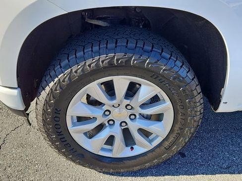 Used 2020 Chevrolet Silverado 1500 Custom w/ Custom Value Package image 23