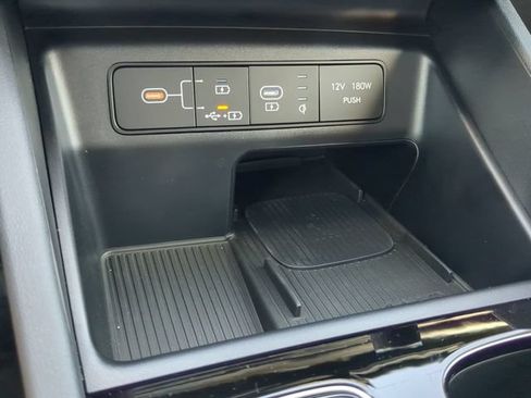 Used 2025 Hyundai Tucson SEL FWD image 21