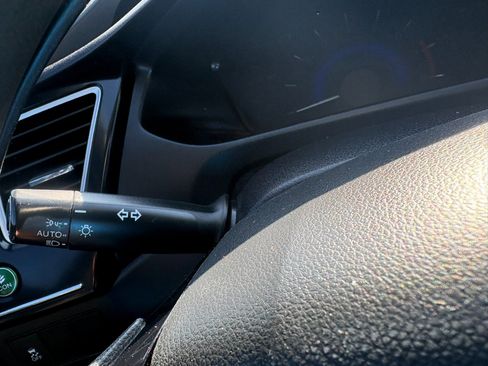 Used 2014 Honda Civic EX image 25