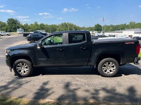 Used 2018 Chevrolet Colorado LT AWD/4WD image 9