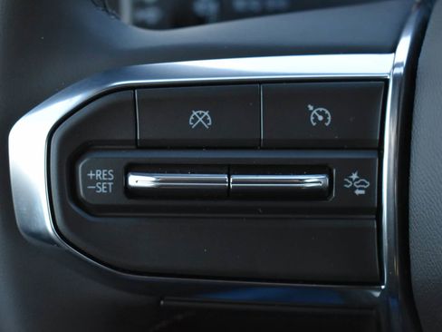 New 2026 GMC Canyon Elevation w/ Convenience Package image 18