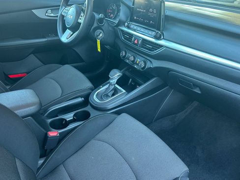 Used 2024 Kia Forte LXS FWD image 14