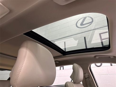 Used 2016 Lincoln MKX Reserve image 10