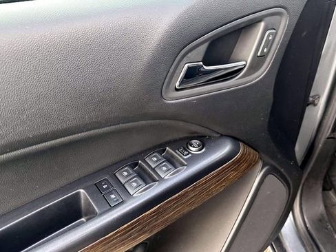 Used 2020 GMC Canyon Denali image 18