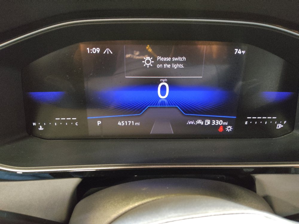 Used 2025 Volkswagen Jetta SE FWD image 23