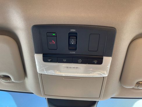 New 2025 Nissan Sentra SV w/ SV Premium Package image 29