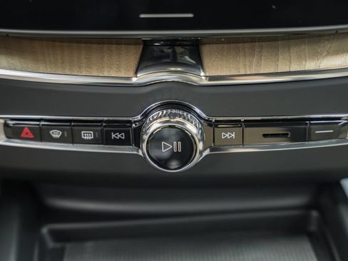 New 2026 Volvo XC60 T8 Plus w/ Climate Package AWD/4WD image 24