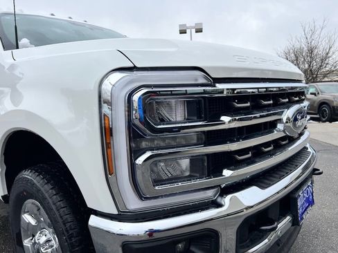 New 2025 Ford F350 King Ranch w/ Chrome Package image 36