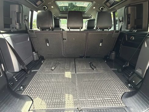 Used 2020 Land Rover Defender 110 X AWD/4WD image 43