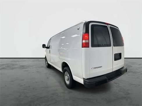 Used 2018 Chevrolet Express 2500 w/ Driver Convenience Package image 2