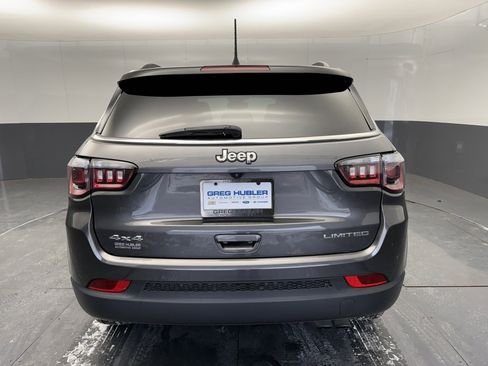 Used 2022 Jeep Compass Limited image 12