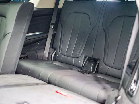 Used 2020 BMW X7 xDrive40i w/ Parking Assistance Package image 22