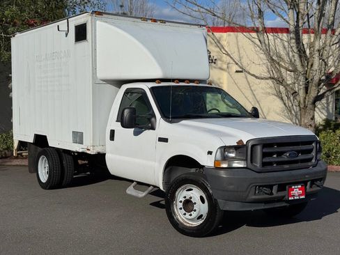 Used 2004 Ford F450 2WD Regular Cab Super Duty image 4