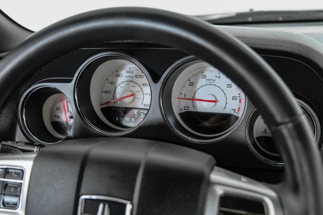 Used 2013 Dodge Challenger R/T RWD image 16