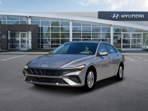 New 2026 Hyundai Elantra Hybrid FWD image 1
