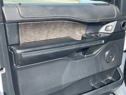 Certified 2021 Ford Expedition Limited image 19