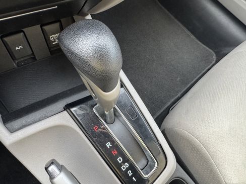 Used 2013 Honda Civic LX image 28