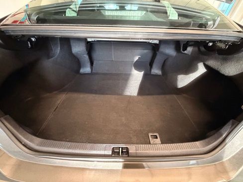 Used 2023 Toyota Camry SE image 31