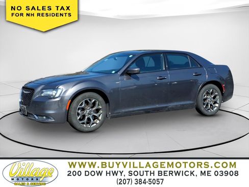 Used 2016 Chrysler 300 S image 3