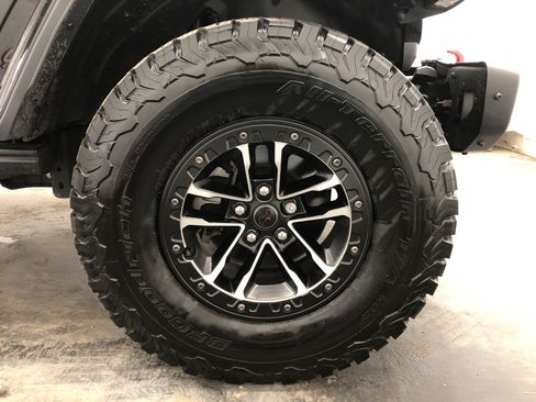 Certified 2024 Jeep Wrangler Unlimited Rubicon AWD/4WD image 27