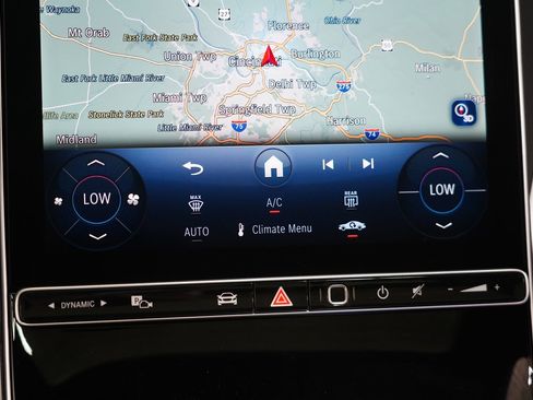 New 2026 Mercedes-Benz C 300 4MATIC Sedan image 29