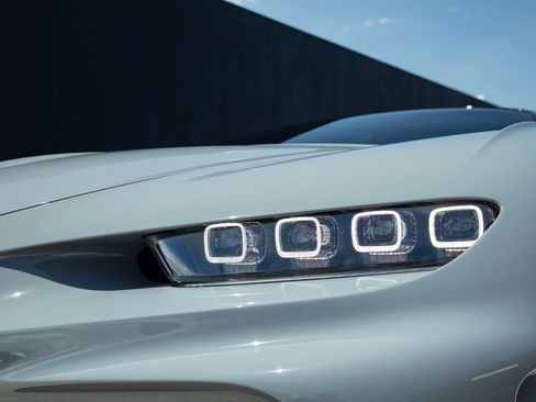 Used 2024 Bugatti Chiron Super Sport image 14