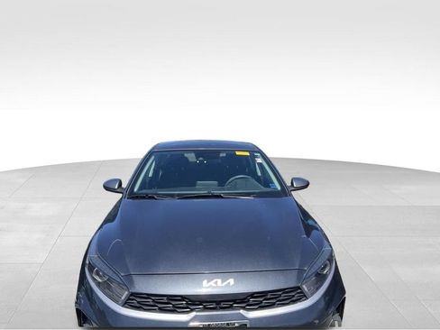 Used 2023 Kia Forte LXS FWD image 7