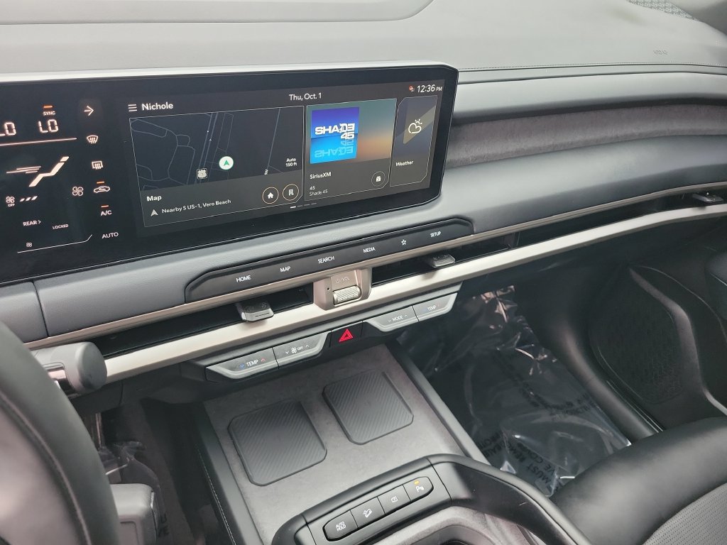 Used 2027 Kia Telluride S w/ Towing Package FWD image 14