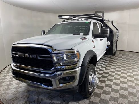 New 2024 RAM 5500 Tradesman w/ Chrome Appearance Group image 11