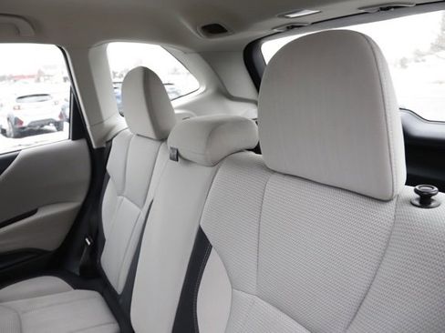 Used 2023 Subaru Forester Base image 12