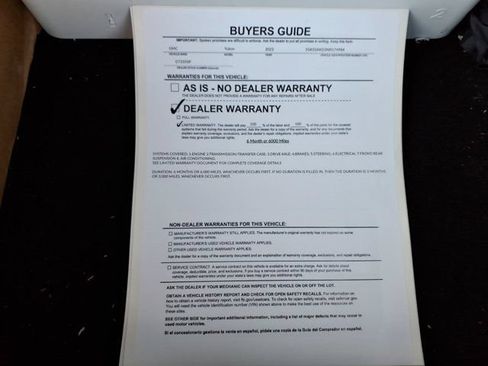 Used 2022 GMC Yukon SLE w/ Gmc Pro Safety Plus Package AWD/4WD image 35