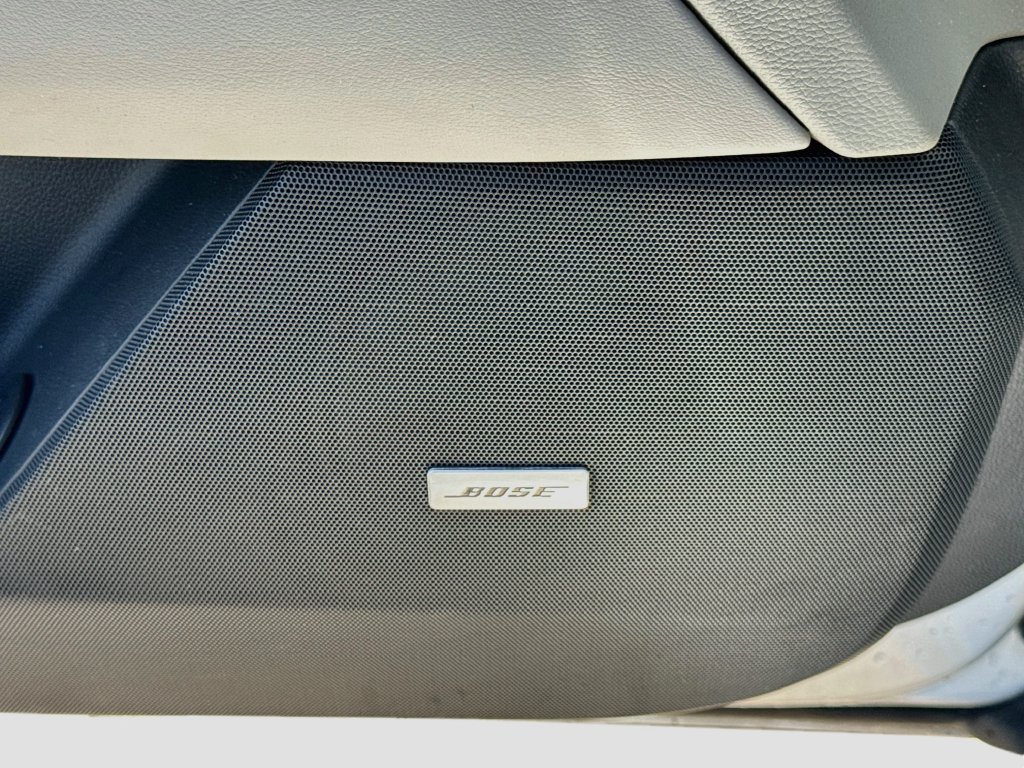 Used 2013 Cadillac XTS Premium FWD image 22