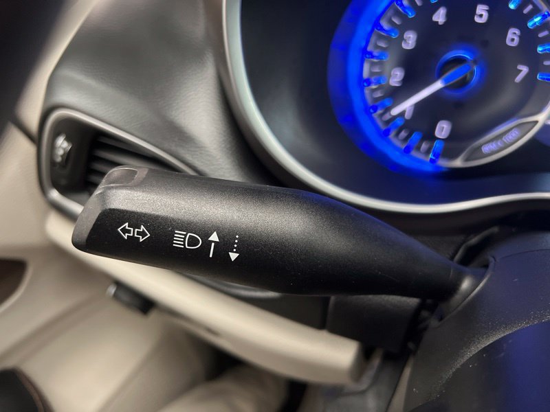 Used 2019 Chrysler Pacifica Touring-L Plus FWD image 22