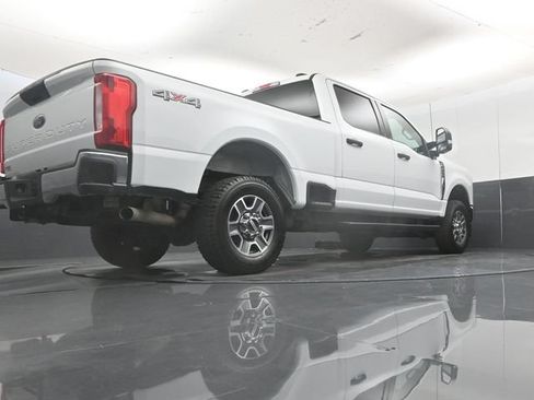 Used 2025 Ford F250 XLT AWD/4WD image 45